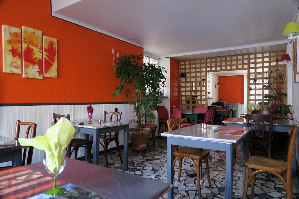 Hotel Le Bearn Bagneres-de-Bigorre Exterior photo